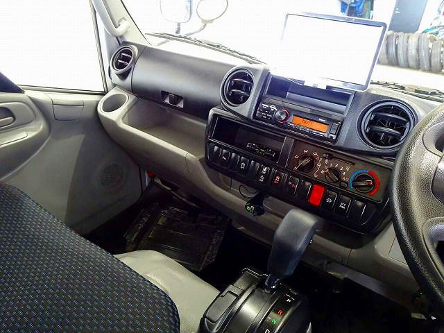 ダイナ2tJL標準平ボデー総重量5t未満|中古トラックの販売・買取・査定のアイナビ