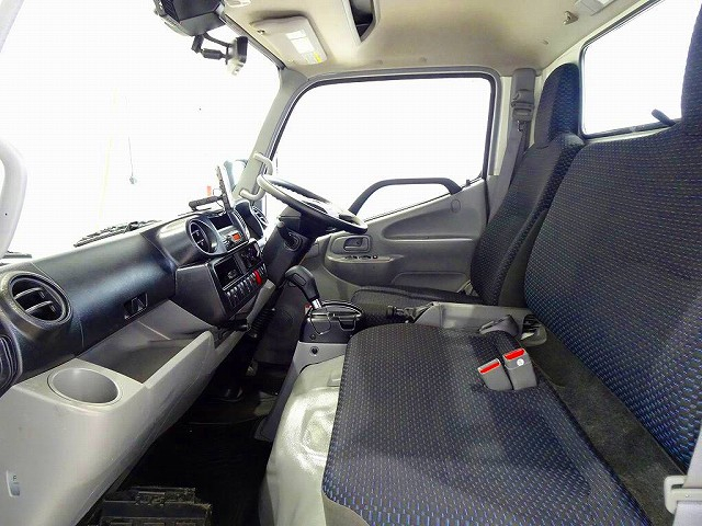 ダイナ2tJL標準平ボデー総重量5t未満|中古トラックの販売・買取・査定のアイナビ