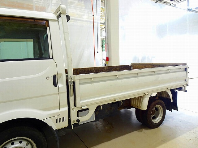 バネットトラックDX1t4WDWタイヤ平ボディガソリン|中古トラックの販売・買取・査定のアイナビ