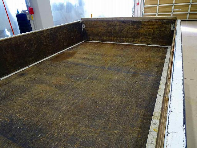 バネットトラックDX1t4WDWタイヤ平ボディガソリン|中古トラックの販売・買取・査定のアイナビ