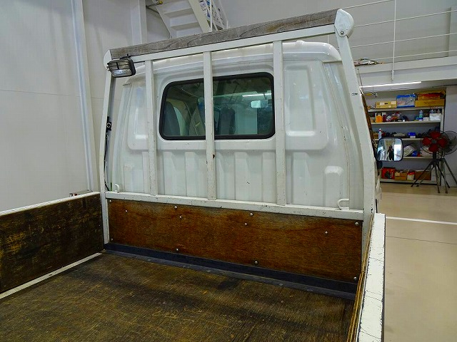 バネットトラックDX1t4WDWタイヤ平ボディガソリン|中古トラックの販売・買取・査定のアイナビ