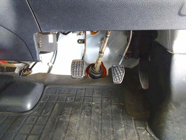 ボンゴトラックSTD0.75t4WDSタイヤ平ボデーガソリン|中古トラックの販売・買取・査定のアイナビ