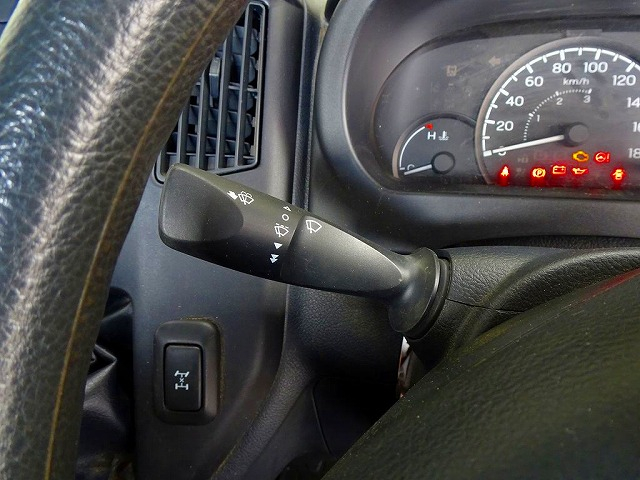 ボンゴトラックSTD0.75t4WDSタイヤ平ボデーガソリン|中古トラックの販売・買取・査定のアイナビ