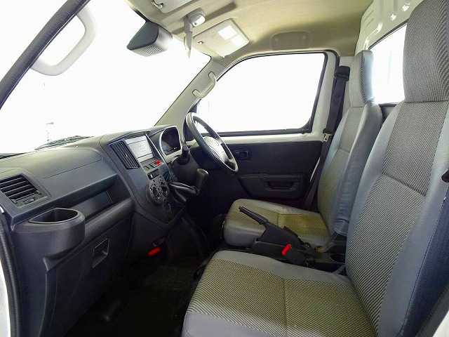 ボンゴトラックSTD0.75t4WDSタイヤ平ボデーガソリン|中古トラックの販売・買取・査定のアイナビ