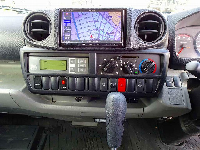 ダイナ1.35tFJLWタイヤ中温冷凍車|中古トラックの販売・買取・査定のアイナビ