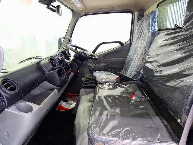 デュトロ2tFJL強化ダンプ総重量5t未満|中古トラックの販売・買取・査定のアイナビ