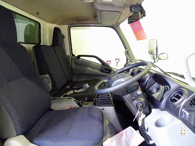 デュトロ3.45tFJLワイド超ロングアルミウイング|中古トラックの販売・買取・査定のアイナビ