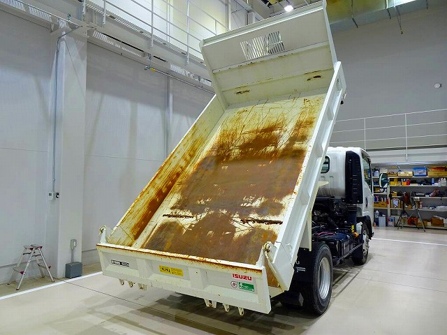 エルフ3.65t高床ワイドセミロングセーフティローダーダンプ|中古トラックの販売・買取・査定のアイナビ