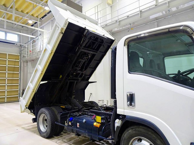 エルフ3.65t高床ワイドセミロングセーフティローダーダンプ|中古トラックの販売・買取・査定のアイナビ