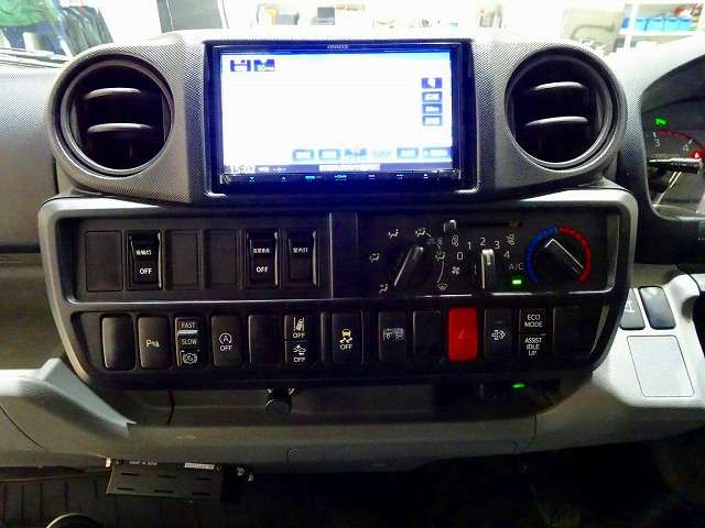 デュトロ2tFJL標準アルミバン|中古トラックの販売・買取・査定のアイナビ