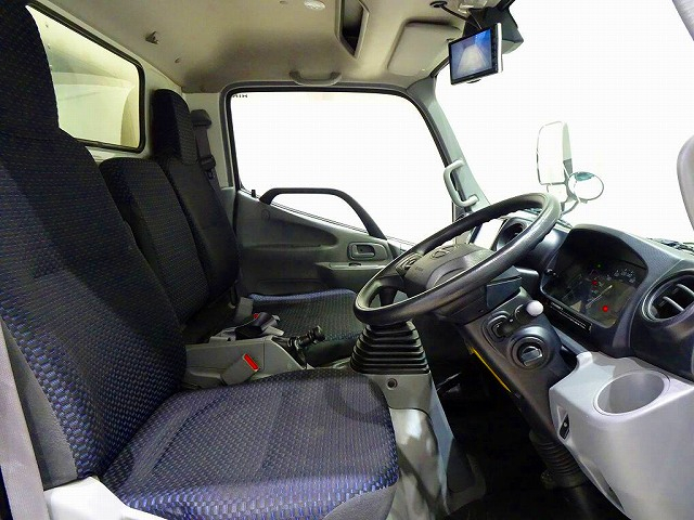 デュトロ2tFJL標準アルミバン|中古トラックの販売・買取・査定のアイナビ