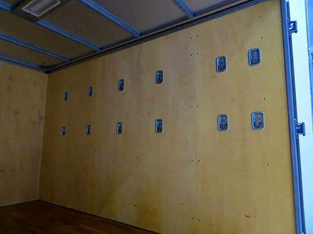 ダイナ1.2tJLWタイヤパネルバン|中古トラックの販売・買取・査定のアイナビ