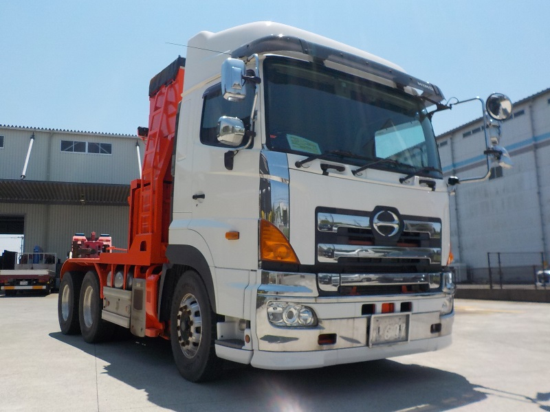 H24年 SS1EKAトラクタヘッド第5輪荷重20t|中古トラックの販売・買取・査定のアイナビ