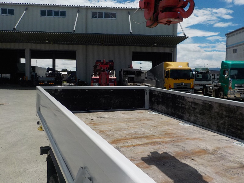 H26年三菱FEA50クレーン付平3t車標準ロング|中古トラックの販売・買取・査定のアイナビ