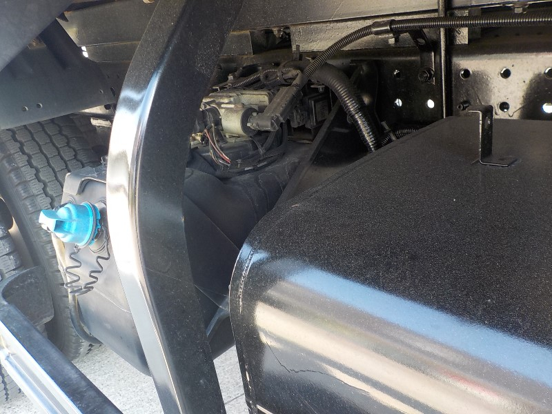 H26年三菱FEA50クレーン付平3t車標準ロング|中古トラックの販売・買取・査定のアイナビ