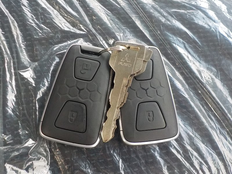 【未使用】R3年 FEB804段RC付き平2.6tワイドロング|中古トラックの販売・買取・査定のアイナビ