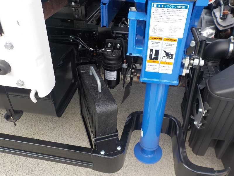 【未使用】R3年 FEB804段RC付き平2.6tワイドロング|中古トラックの販売・買取・査定のアイナビ