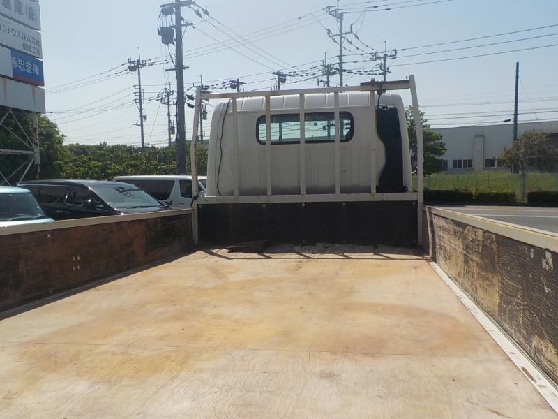 H28年 日産FGB7W平ボディワイド4WD特殊|中古トラックの販売・買取・査定のアイナビ