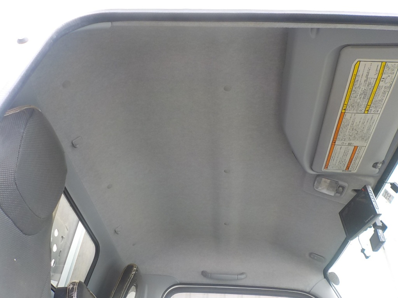 H30年 FEA20MT5速平ボディ標準ロング2t積載|中古トラックの販売・買取・査定のアイナビ