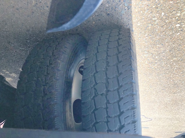 H30年 FEA20MT5速平ボディ標準ロング2t積載|中古トラックの販売・買取・査定のアイナビ