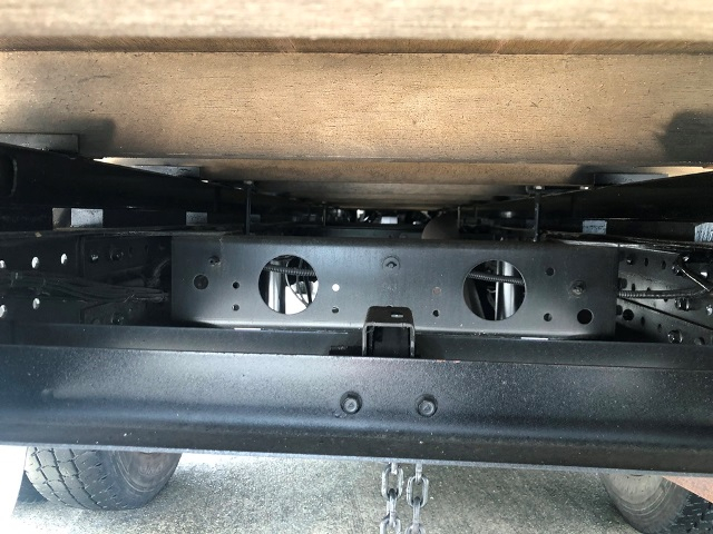 H30年 FEA20MT5速平ボディ標準ロング2t積載|中古トラックの販売・買取・査定のアイナビ