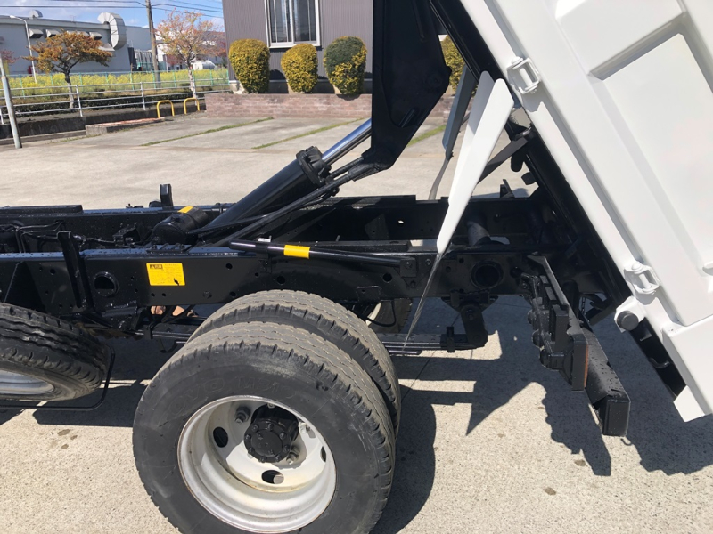 H28年 いすゞNJR85ダンプ2,000㎏高床|中古トラックの販売・買取・査定のアイナビ