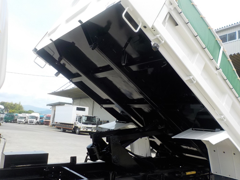 H25年 FC9JCAダンプ高床MTベッドレス|中古トラックの販売・買取・査定のアイナビ