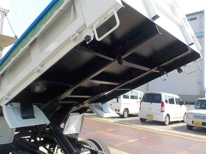 H22年 NJR85ダンプ全低床全塗装MT|中古トラックの販売・買取・査定のアイナビ