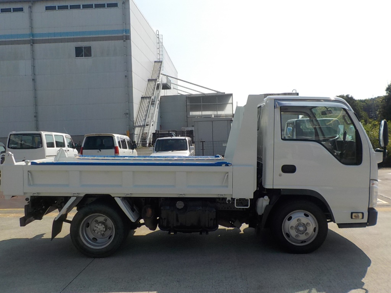 H22年 NJR85ダンプ全低床全塗装MT|中古トラックの販売・買取・査定のアイナビ