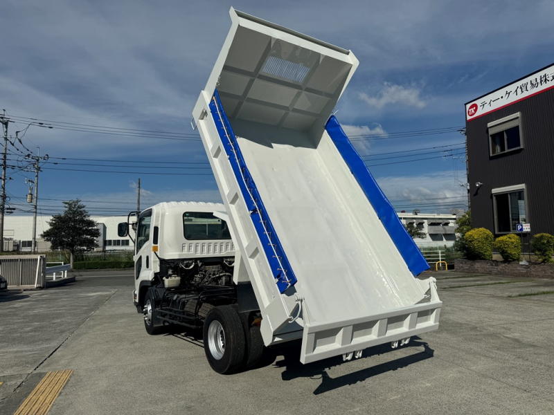 H29年 FRR90ダンプワイドMT|中古トラックの販売・買取・査定のアイナビ