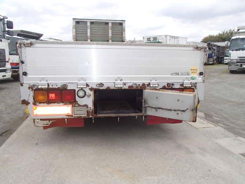 H23年 FK65FZ平ボディ|中古トラックの販売・買取・査定のアイナビ