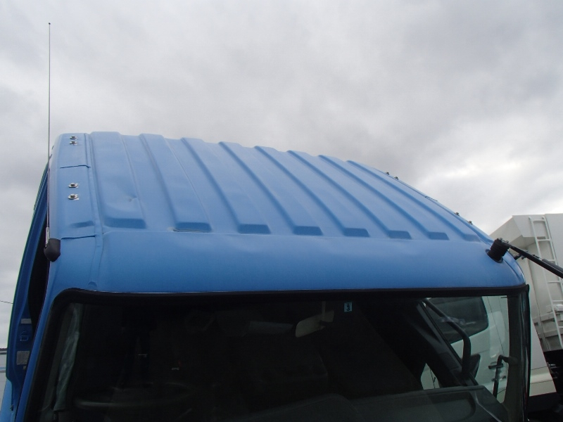 H23年 FK65FZ平ボディ|中古トラックの販売・買取・査定のアイナビ