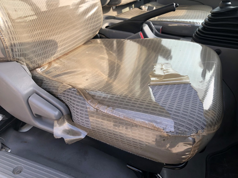 H30年 XZU710平ボディワイドロング|中古トラックの販売・買取・査定のアイナビ