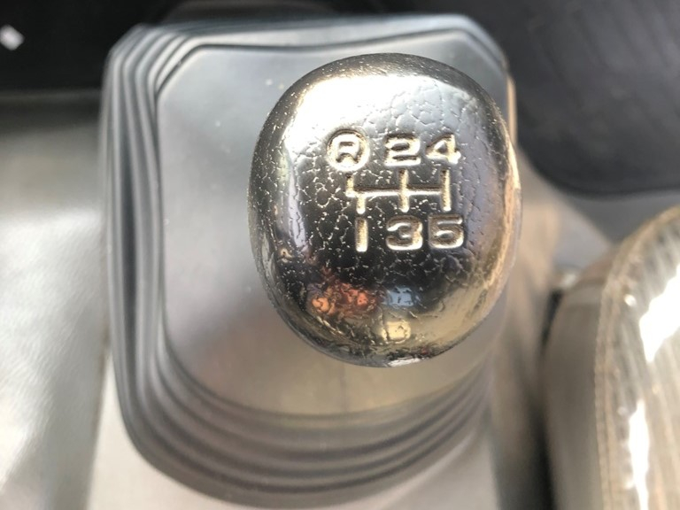 H30年 XZU710平ボディワイドロング|中古トラックの販売・買取・査定のアイナビ