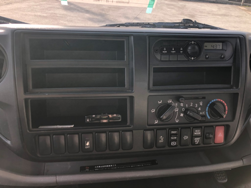 H30年 XZU710平ボディワイドロング|中古トラックの販売・買取・査定のアイナビ