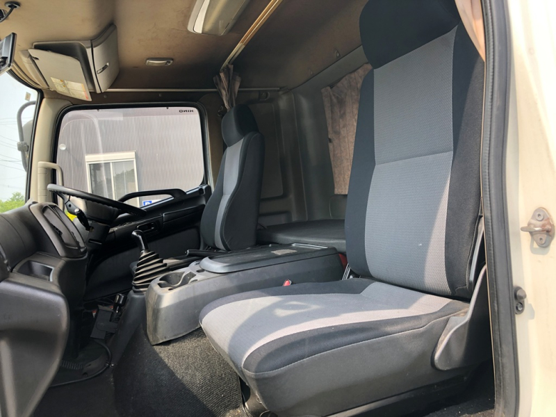 H25年 FD9JLA冷凍BOXPG付ワイド高床|中古トラックの販売・買取・査定のアイナビ