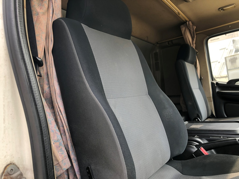 H25年 FD9JLA冷凍BOXPG付ワイド高床|中古トラックの販売・買取・査定のアイナビ