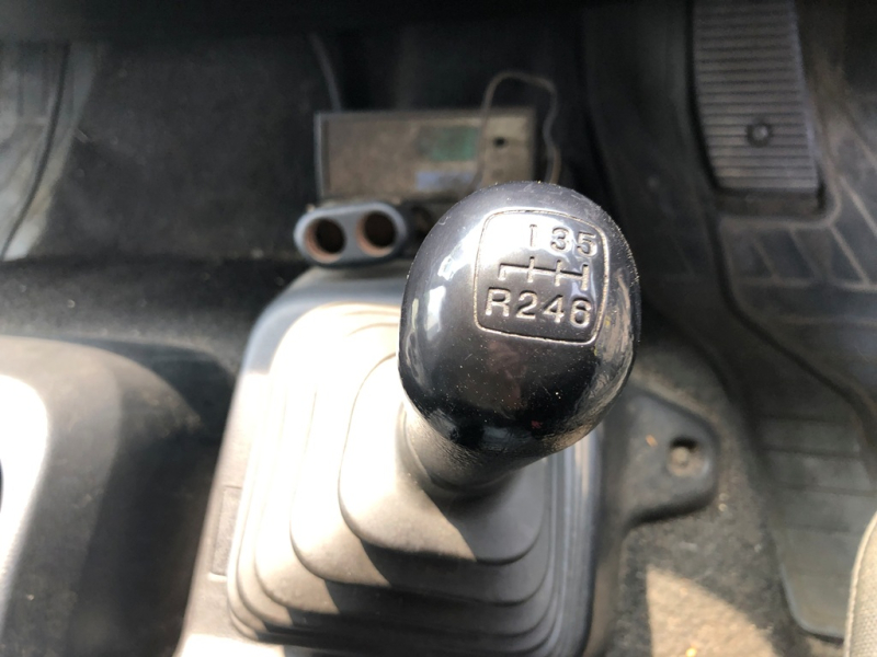 H25年 FD9JLA冷凍BOXPG付ワイド高床|中古トラックの販売・買取・査定のアイナビ