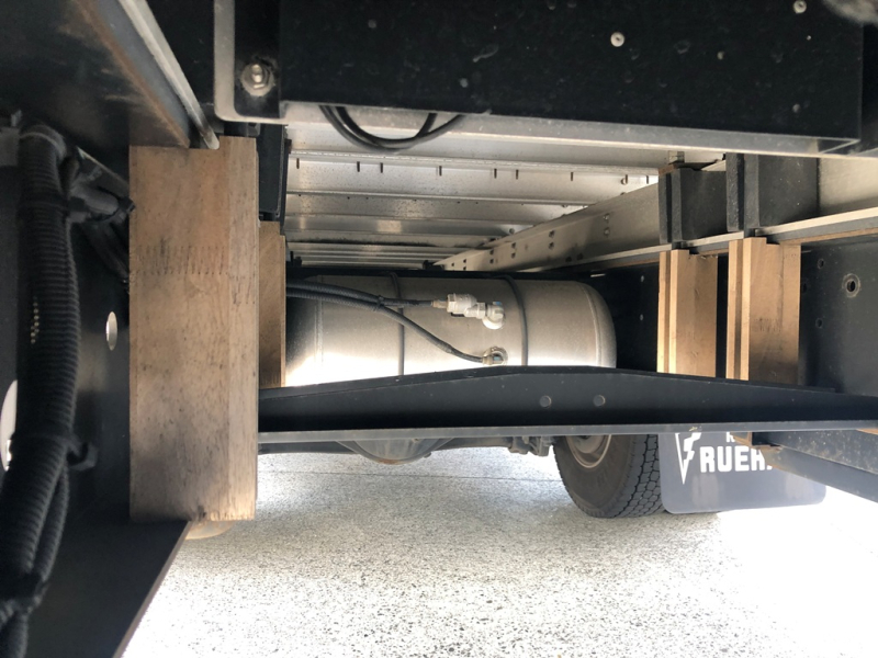 R2年 FD2ABウイングワイドハイルーフエアサス|中古トラックの販売・買取・査定のアイナビ