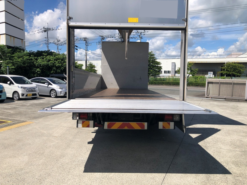 H31年 FD2ABPG付ウイングワイドハイキャブ|中古トラックの販売・買取・査定のアイナビ