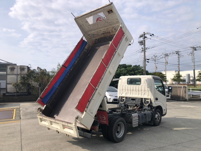 R2年 XZC600ダンプ全低床6MT|中古トラックの販売・買取・査定のアイナビ