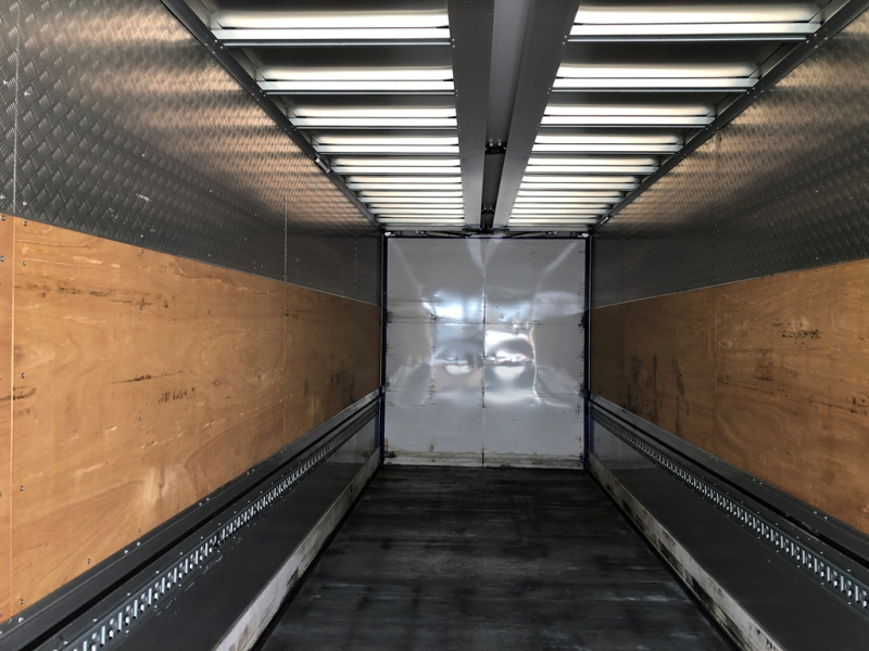 R6年 FW1AHウイングベッドレス低走行|中古トラックの販売・買取・査定のアイナビ