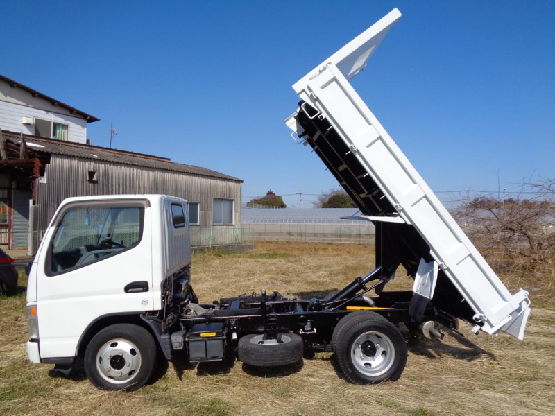 車検たっぷり平成17年式キャンターダンプ4WD低走行4ナンバー|中古トラックの販売・買取・査定のアイナビ