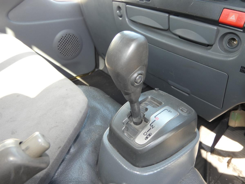 H25 1.5t 平ボディ　オートマ|中古トラックの販売・買取・査定のアイナビ