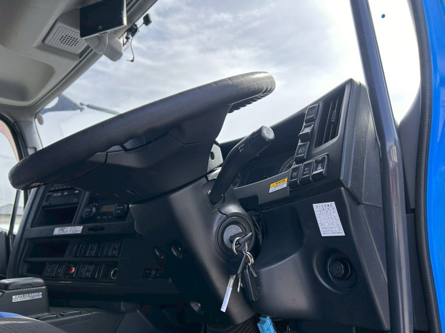 【定番9.6ボディ×AT車】いすゞ/ギガ|中古トラックの販売・買取・査定のアイナビ