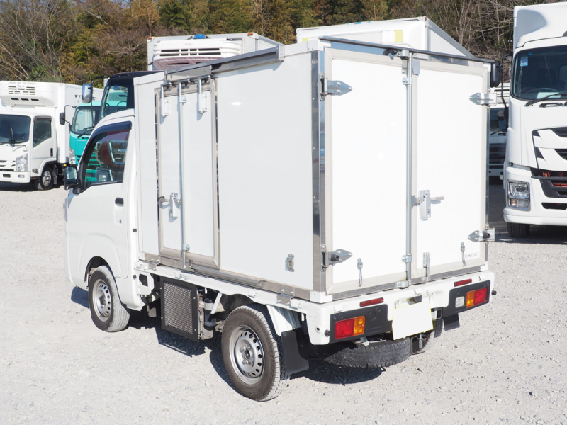 ダイハツ 冷凍バン|中古トラックの販売・買取・査定のアイナビ