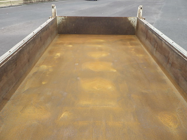 UDトラックス 平成27年式 ダンプ2デフ 車検付7速|中古トラックの販売・買取・査定のアイナビ