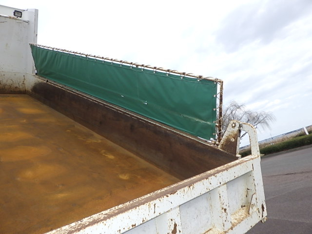 UDトラックス 平成27年式 ダンプ2デフ 車検付7速|中古トラックの販売・買取・査定のアイナビ