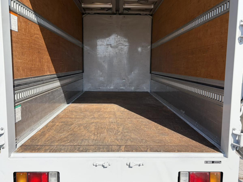 H26年式TKG-NMR85N標準ロング積載3t検査付A/Tウイング|中古トラックの販売・買取・査定のアイナビ