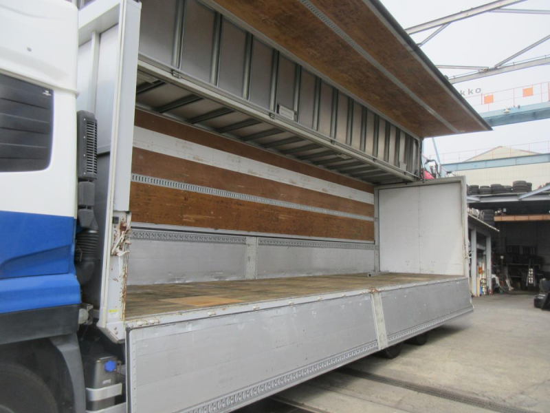 クオン高床3軸低走行アルミウイング|中古トラックの販売・買取・査定のアイナビ